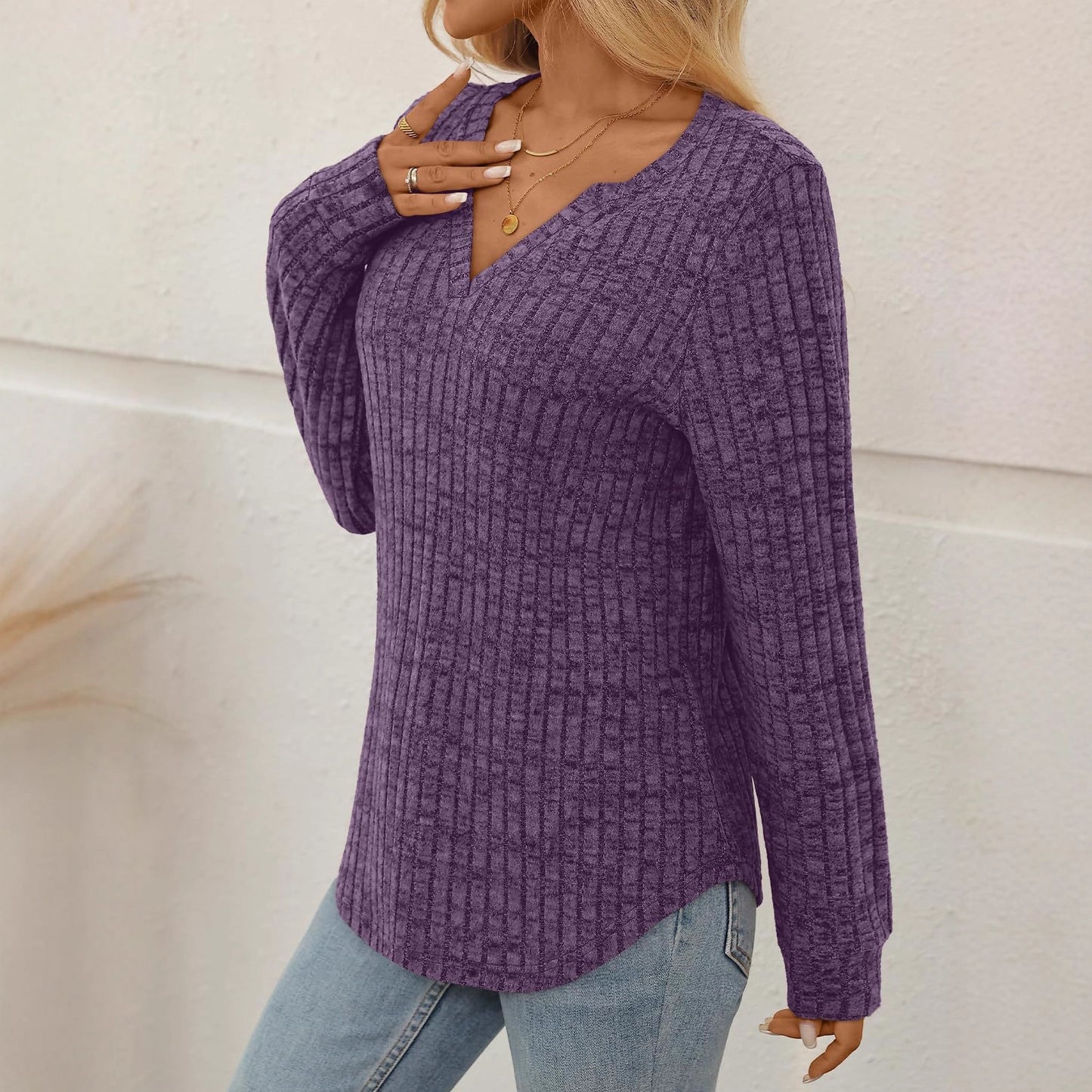 Women's V-neck Sunken Stripe Brushed Solid Color Top