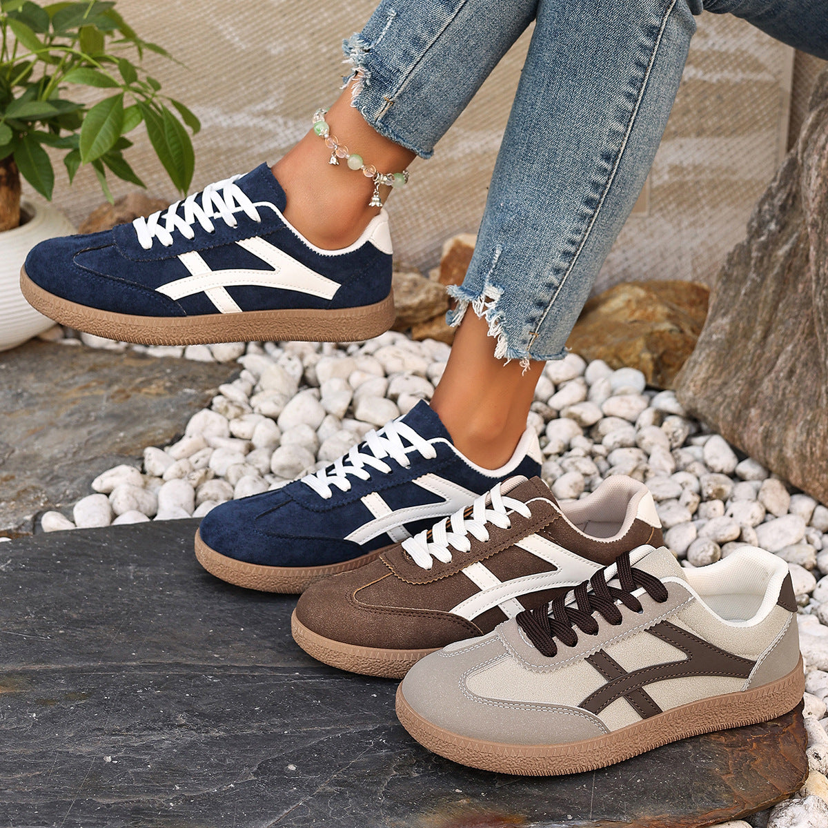 Versatile Lace-up Low-top Athletic Sneakers