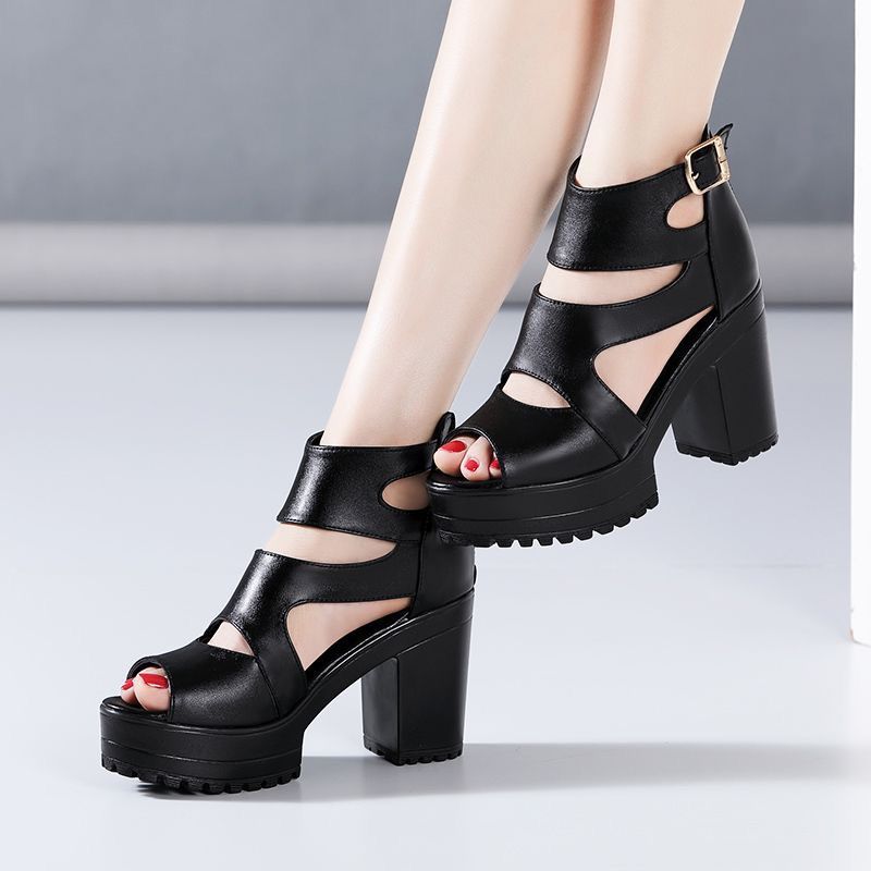 Chunky Waterproof Versatile Hollow-out Sandals