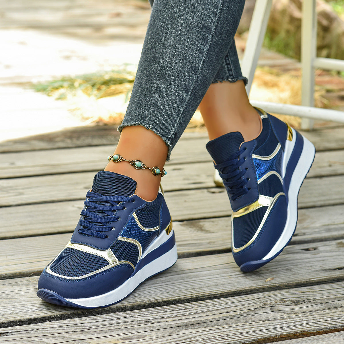 New Plus Size Casual Sneaker Women Product information: Color: black, blue, beige Heel height: mid heel (3-5CM) Size: 36, 37, 38, 39, 40, 41, 42, 43 Material: rubber, pu Function: increased, breathable, wear-resistant Style: Simple Packing list: A pair of