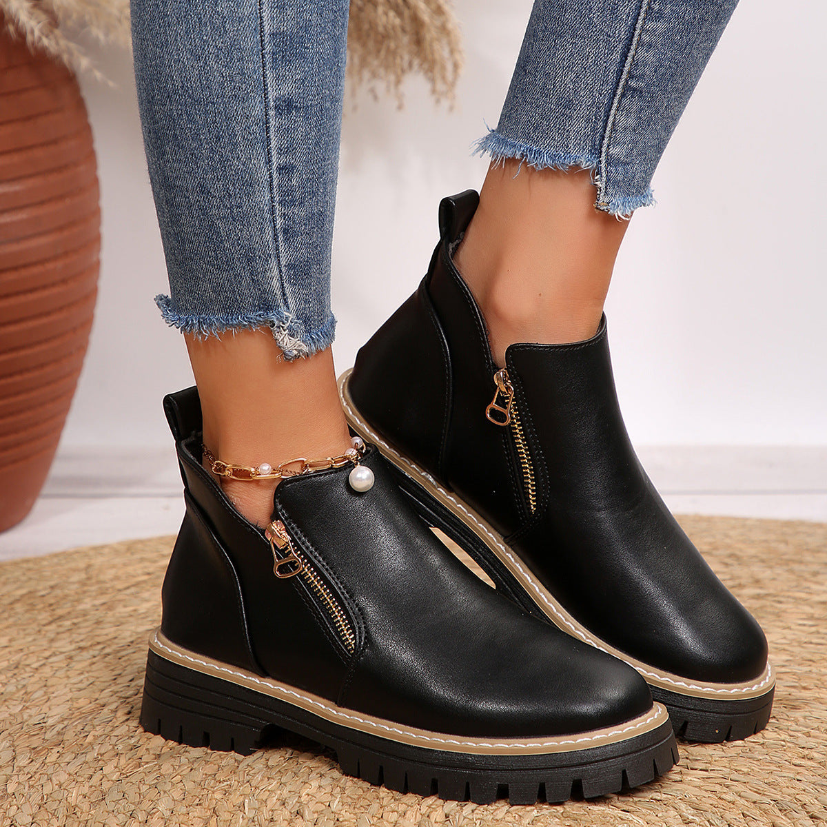 Autumn And Winter Round Toe High Heel Boots Women's Shoes Product information: Pattern: solid color Lining material: imitation leather Color: Black Heel height: mid heel (3-5CM) Sock length: low tube Heel shape: square heel Size: 36,37,38,39,40,41,42,43 S