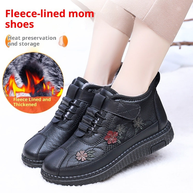 Old Beijing Cloth Shoes Women's Elderly Cotton Winter Fleece-lined Warm Soft SoleOld Beijing Cloth Shoes Women's Elderly Cotton Winter Fleece-lined Warm Soft SoleProduct information: Pattern: Solid color Inner material: Artificial plush Applicable sports: