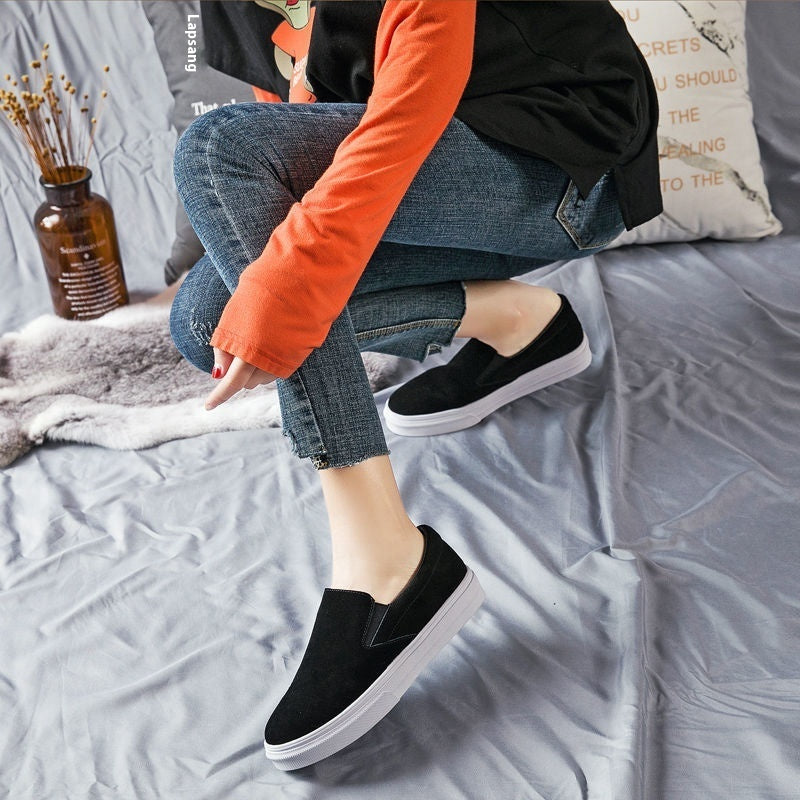 Women's Shoes Lightweight Non-slip Retro Loafers Slip-on Pumps Product information: Lining material: single lining/velvet lining Heel height: low heel (1-3CM) Heel shape: flat heel Sole material: rubber sole Style: lazy shoes Toe holder shape: round head