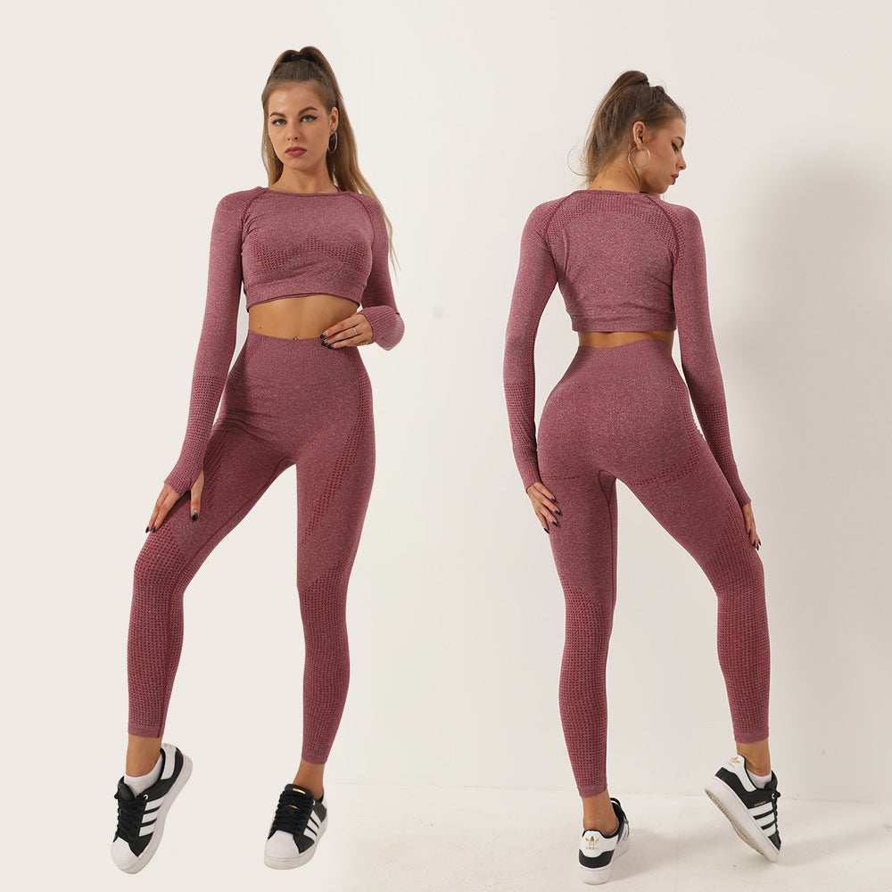 Seamless Knitted Dot Yoga Suit For Women