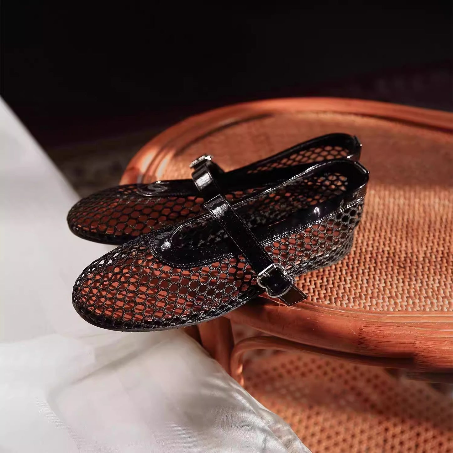 Womens Mesh Hollow-Out Breathable All-Match Pumps