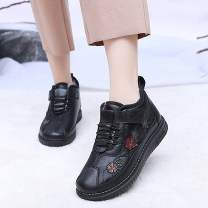 Old Beijing Cloth Shoes Women's Elderly Cotton Winter Fleece-lined Warm Soft SoleOld Beijing Cloth Shoes Women's Elderly Cotton Winter Fleece-lined Warm Soft SoleProduct information: Pattern: Solid color Inner material: Artificial plush Applicable sports: