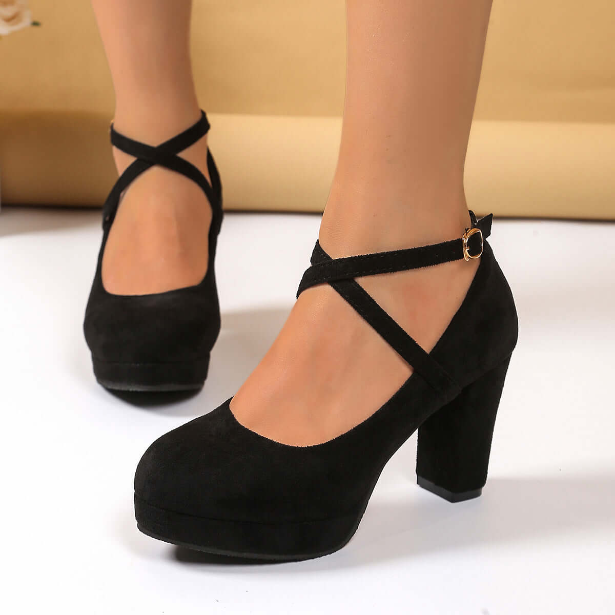 Shallow High-heel Chunky Heel Suede Cross-strap Women's Shoes Product information: Pattern: solid color Lining material: cloth Applicable sports: Universal Color: Black, apricot, pink Upper height: low top Heel height: high heels [6-8cm (inclusive)] Heel